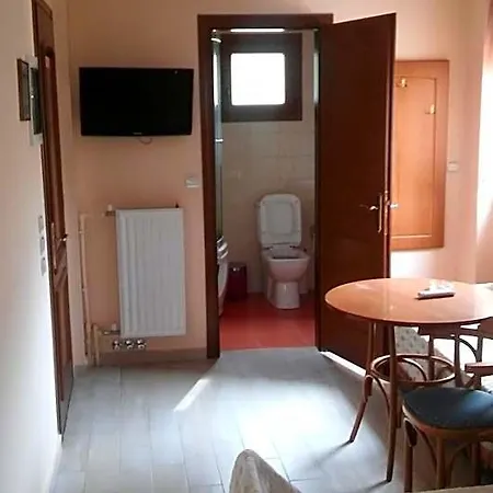 Nefeli Hotel