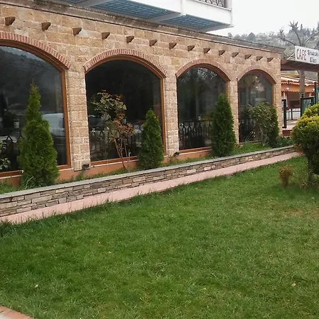 Nefeli Hotel 2*